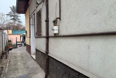 Casă cu 2 camere în 1 Mai - 7