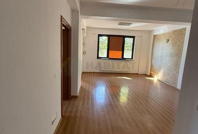 Apartament cu 3 camere semidecomandat în Jiului - 2