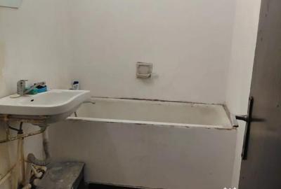 Apartament cu 3 camere semidecomandat în Țiglina 1 - 2
