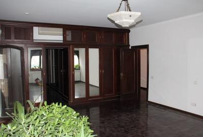 Vila cu personalitate -Amzei - 1