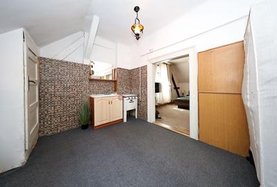 Zona Centrala Structura Generoasa - 35