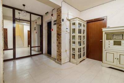 Apartament spa?ios in vila 217 mp utili, Tunari! - 12