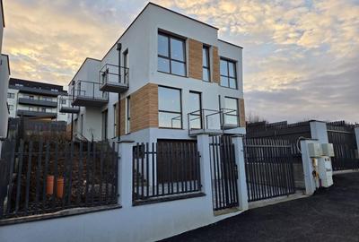 Duplex cu 4 camere cu Canalizare în Dâmbul Rotund - 3