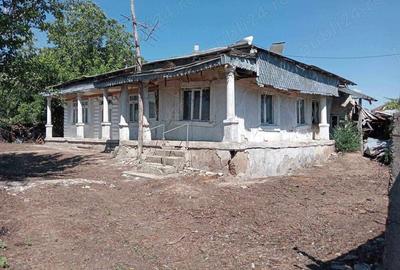 Teren intravilan, 25 ari cu casa veche renovabila Teren intravilan, 25 ari cu casa veche renovabila - 4