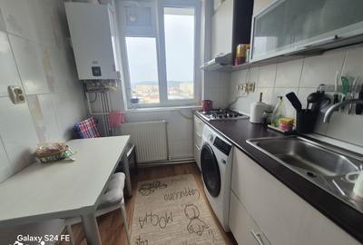 Apartament cu 3 camere decomandat în Dărmănești