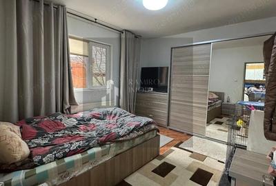 Casă cu 7 camere cu Canalizare în Brâncoveanu - 10