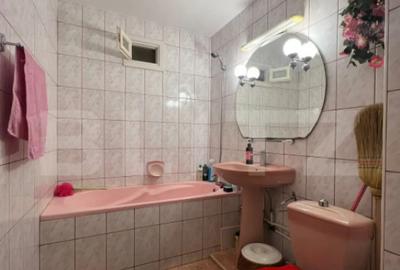 Apartament cu 3 camere decomandat, mobilat în Turda