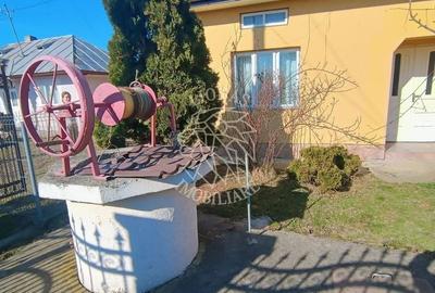 Casă individuală cu 2 camere cu Canalizare în Vârfu Câmpului - 2