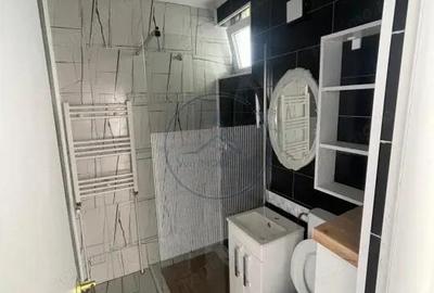 Apartament 3 camere, renovat, intr-o zona lini?tita Beclean - 1