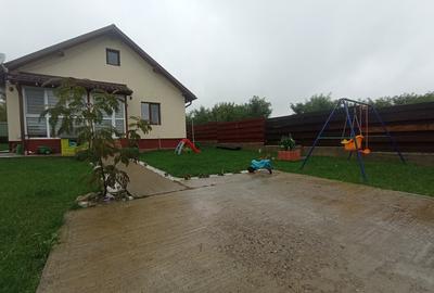 Casă individuală 3 camere, P+M, 400 mp, APAVITAL, CANALIZARE, mobilată și utilat - 9
