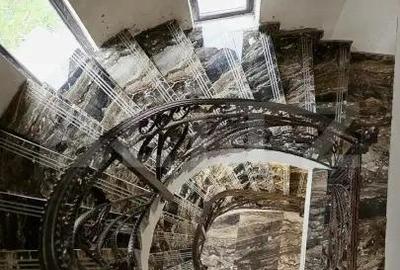 Lini?te, spa?iu ?i elegan?a casa superba langa Titu - 4