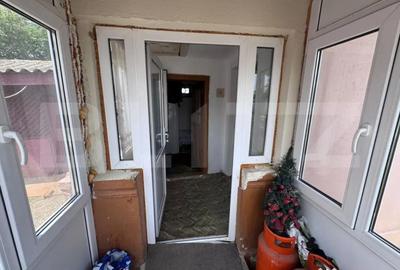 Casă cu 5 camere cu Teren 1400 Mp în Central - 11