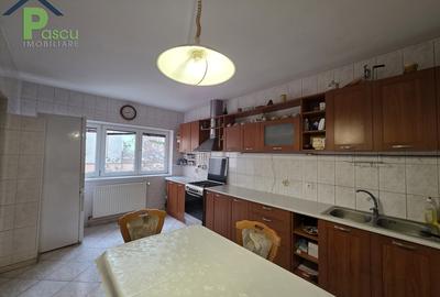 Vila Brancoveanu, Alunisului, S+P+1+M, 311 mpu, teren 200 mp, garaj - 20