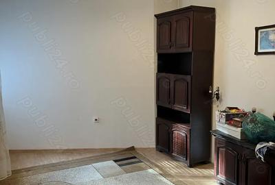 Inchiriere 3 camere semiutilat Bd. Carol - 8