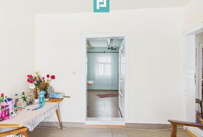 Casă cu 5 camere cu Teren 1629 Mp în Târnova - 3