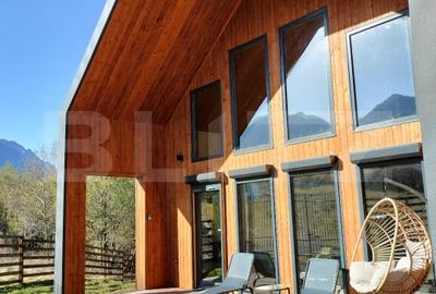 CASA DE LEMN-LOCUINTA SAU AFACERE LA CHEIE - 4