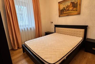 De închiriat – Apartament elegant,ultracentral - 10