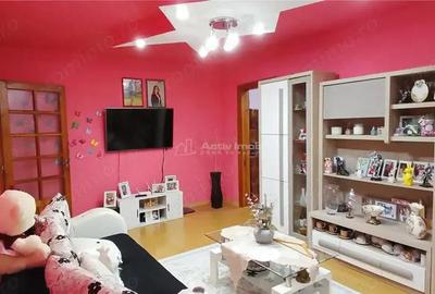 Apartament 2 Cam. Semidecomandate Moldova Noua CS - 13