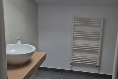 Birou, de 150 mp, în 13 Decembrie - 6