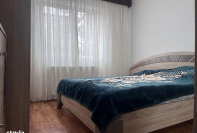 Apartament cu 3 camere semidecomandat în Micro 8 - 4