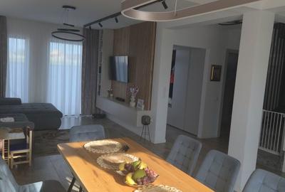 Casă cu 4 camere în Mărtinești - 6