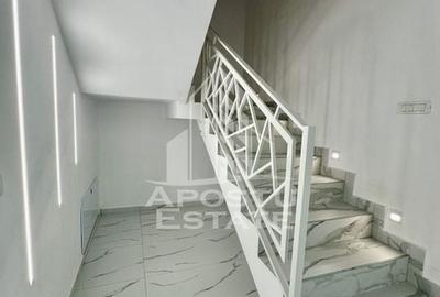 Duplex cu 5 camere despartit prin camera tehnica, zona Planetelor - 3