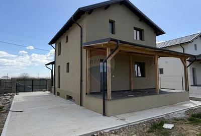 Casă cu 3 camere cu Teren 400 Mp în Golești - 3