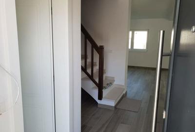 Casă cu 4 camere cu Teren 280 Mp în Central - 3