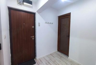 Apartament cu 2 camere decomandat în Intim