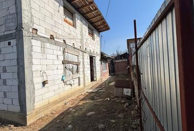 Casă cu 3 camere în Central - 1