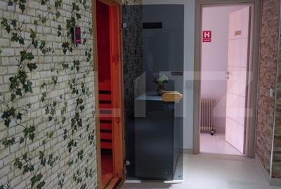 Spatiu comercial de vanzare, 290 mp, zona Micro 3 - 11
