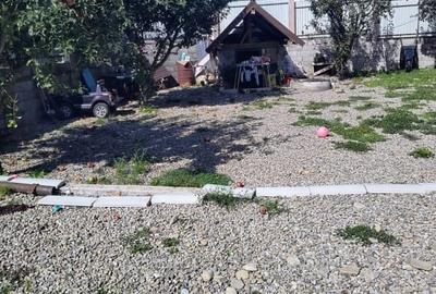 Casa renovata in Preluci la 12 Km de Comanesti , fantana si centrala proprie - 8
