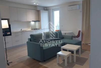 Apartament cu 2 camere semidecomandat în Aradului