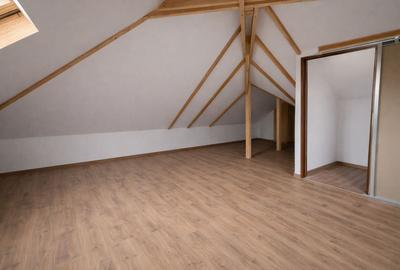 Casă individuală cu 4 camere cu Canalizare în Nord - 39