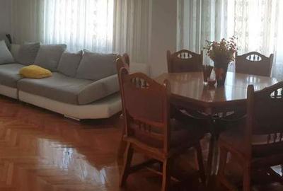 Apartament cu 5 camere semidecomandat în Central - 5