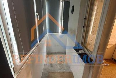 Apartament cu 2 camere decomandat în Titan - 5