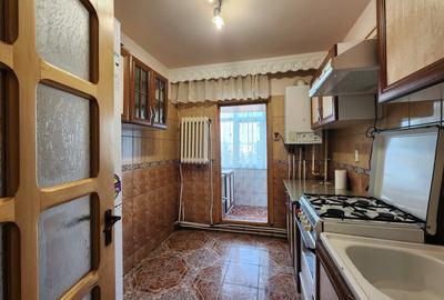 Apartament cu 2 camere decomandat, mobilat în Nicolina - 4