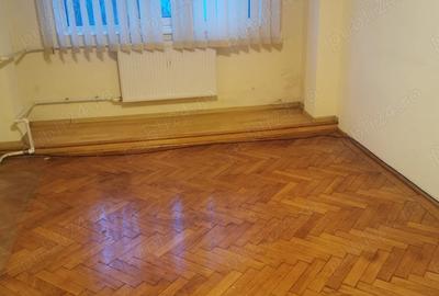 Apartament cu 2 camere semidecomandat în Țiglina 1