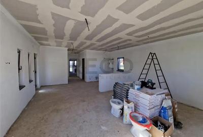 Casă cu 3 camere cu Teren 350 Mp în Borș - 16