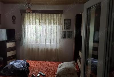 Casă cu 4 camere în Sărățeni - 9