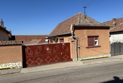 Casă cu 4 camere în Central - 6