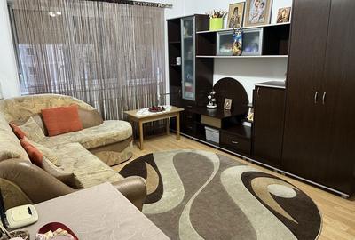 Apartament cu 3 camere semidecomandat în Rogerius - 1