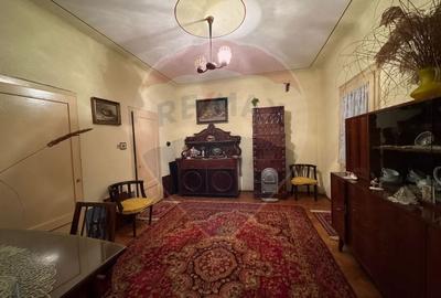 Casa cu 10 camere - ideala pentru pensiune, gradinita sau pt. locuit - 14
