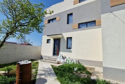 VILA  P+1 LA VANZARE - CARTIER REZIDENTIAL OVIDIU - VEDERE FRONTALA LAC - - 30