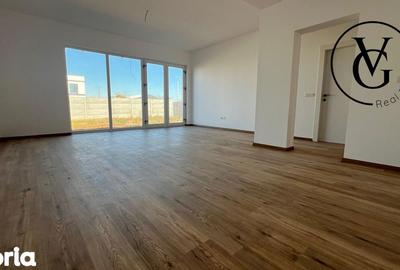 Casă cu 5 camere cu Teren 400 Mp în Ciupercenii Noi - 10