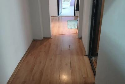 Apartament cu 3 camere decomandat în Central - 3