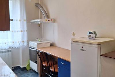 Garsonieră decomandată în Petros - 7