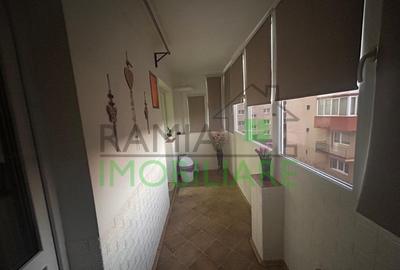 Apartament cu 3 camere decomandat, mobilat în Tractorul - 6