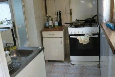 Apartament cu 4 camere decomandat în E3 - 2