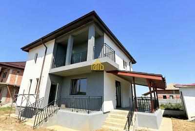 Casă cu 4 camere cu Teren 330 Mp în Domnești - 2